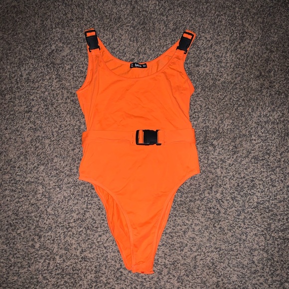 SHEIN Tops - Orange Buckle Bodysuit
